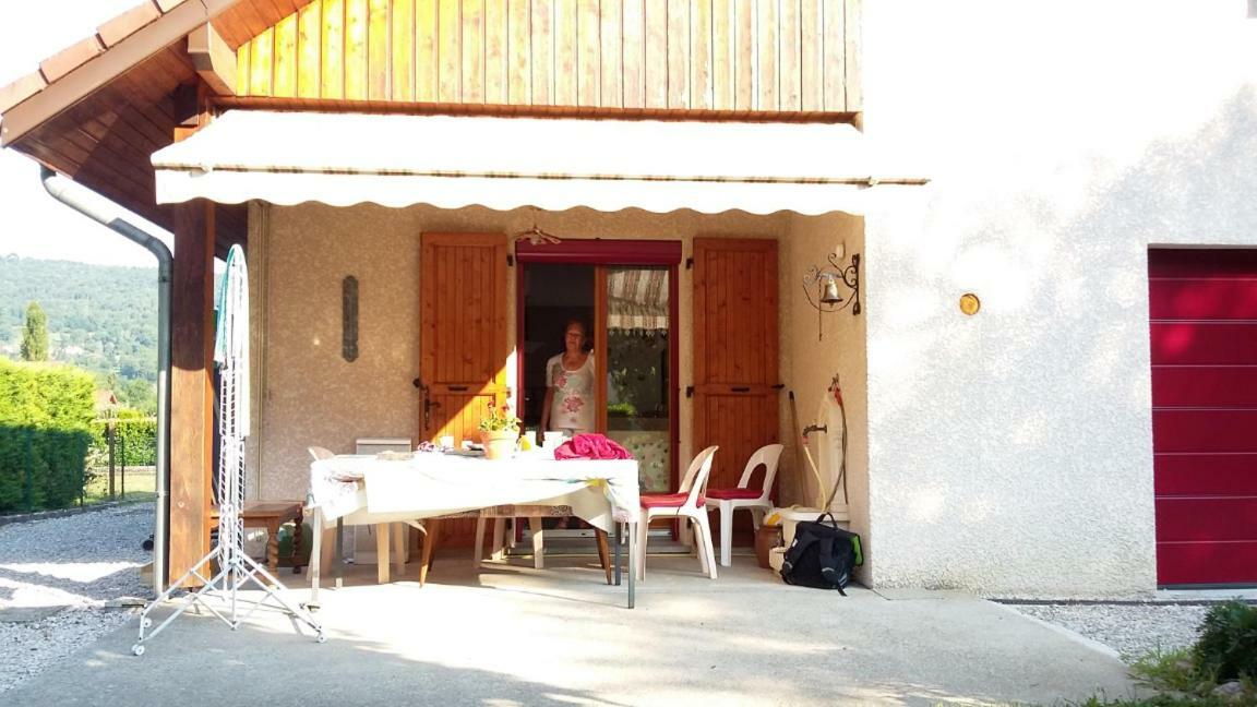 Vue Sur Les Montagnes Dans Maison Au Calme Privatunterkunft